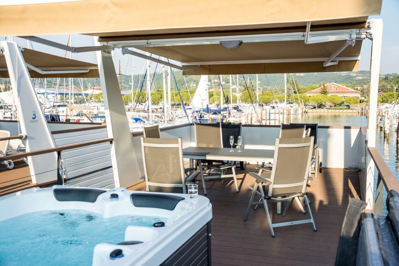 Floating House - Marina Relax Vila Portorož Exterior foto